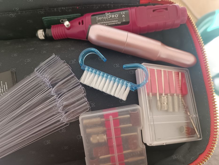 Produse unghii, tot ce ai nevoie pentru un începător