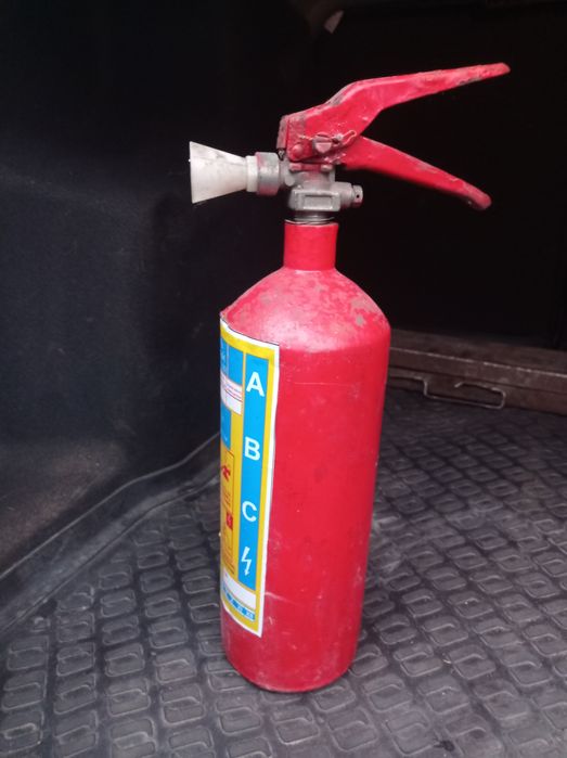 Продам огнетушитель углекислотный
