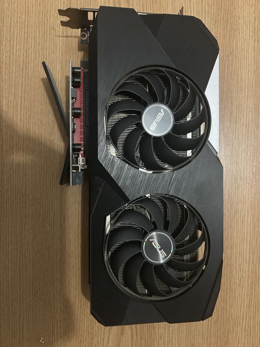 Placa video Asus DUAL Radeon RX 6700 XT 12 GB GDDR6 Graphics Card DUAL