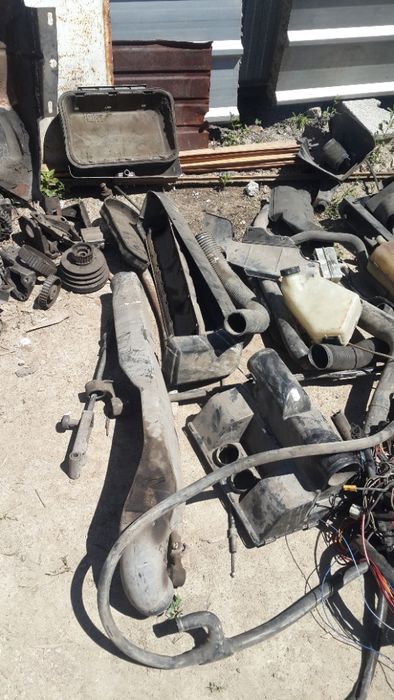 Автозапчасти на бусик LT