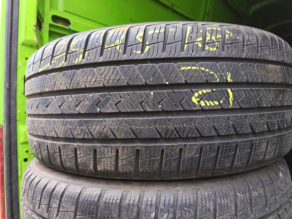 Anvelope 4sezoane MS 235 45 18 vredstein 2021 6.8mm