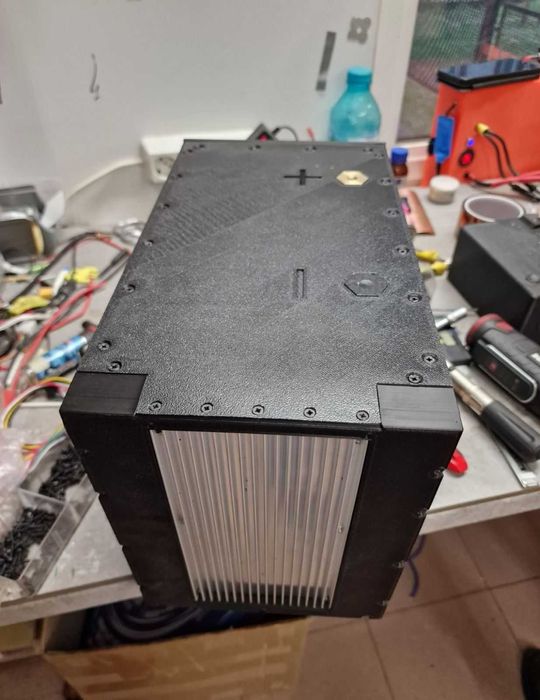 Акумулатор Li-Fe-PO4 280Ah за кемпер каравана лодка.