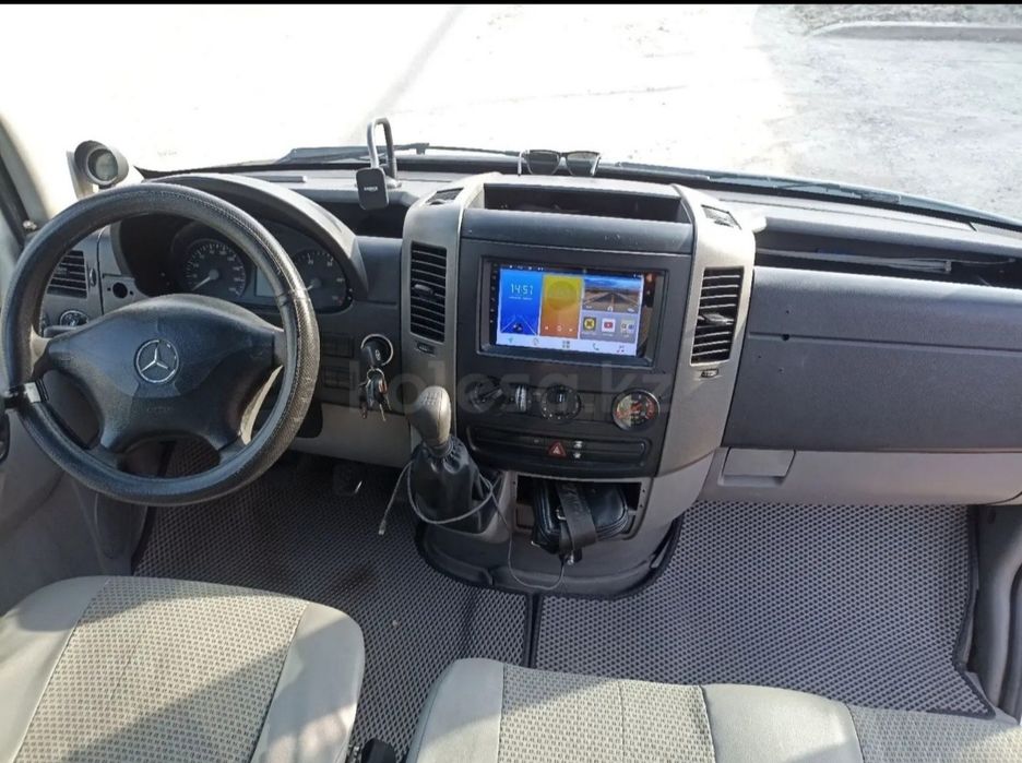 Мерседес спринтер