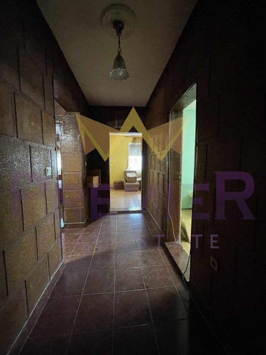 Продава се Тристаен апартамент в Добрич, Център - 87 кв.м за 863 €/кв.м - Снимка #5