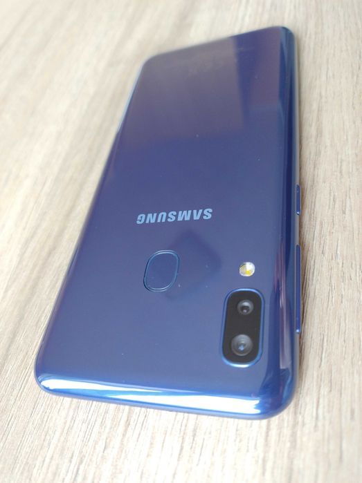 Samsung Galaxy A20
