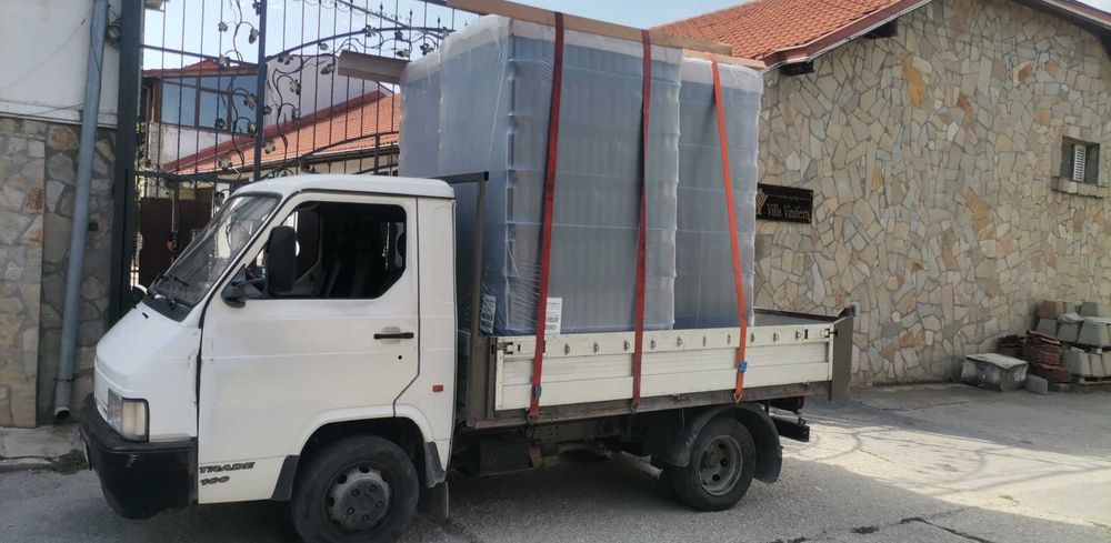 Самосвал Нисан Трейд