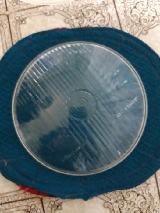 Стекла от фары жигули