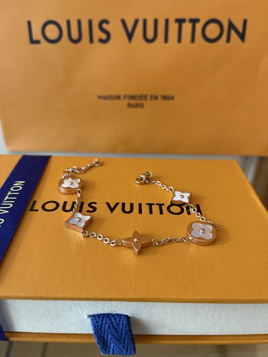 Колиета и гривни “Louis Vuitton”  - 750 / 18K