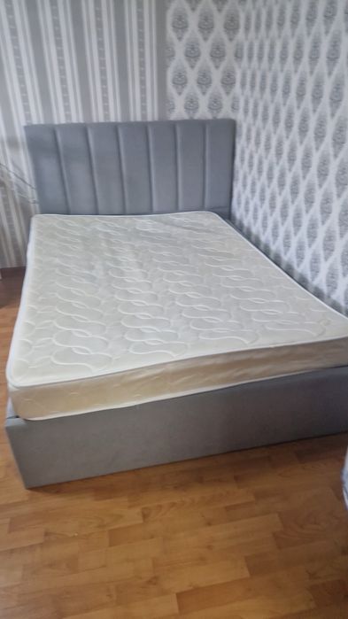 продам матрас 140 200