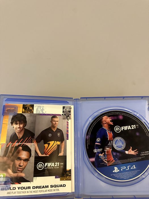 Игра за ps4 FIFA21