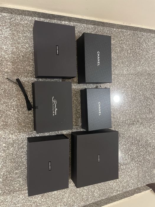 Китии на марка DIOR, Valentino, CHANEL, DOLCE GABBANA