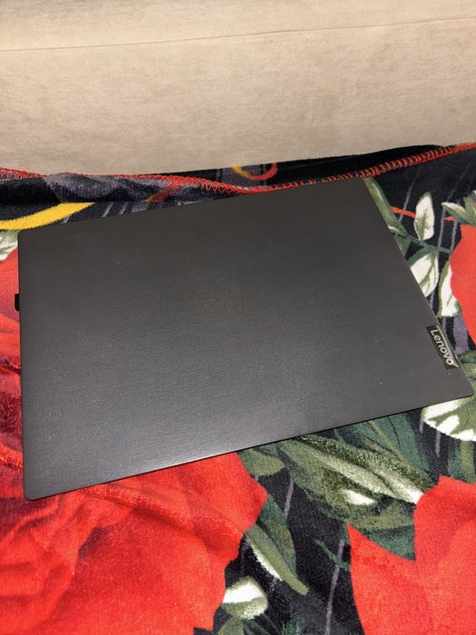 Продам ноутбук в отличном состоянии