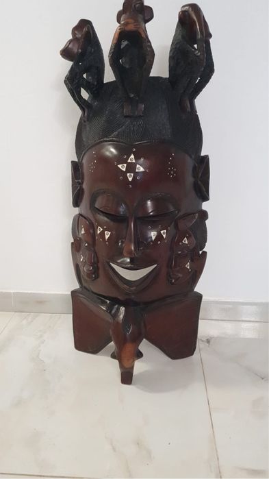 Vand statuie  sunt aduse din strainatate