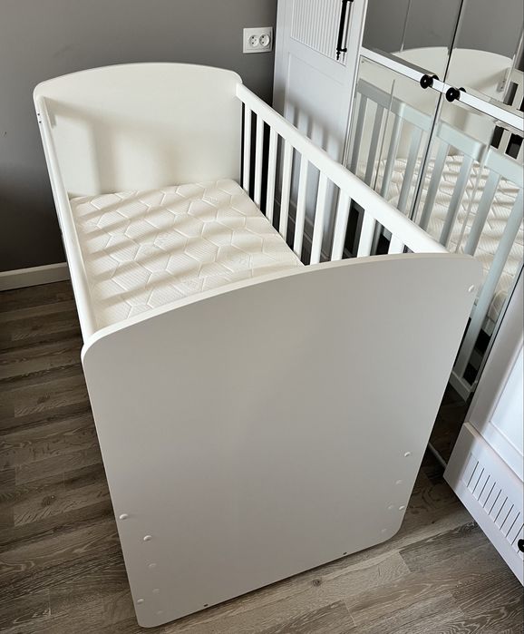 Кроватка как новая! Срочно — в связи с переездом