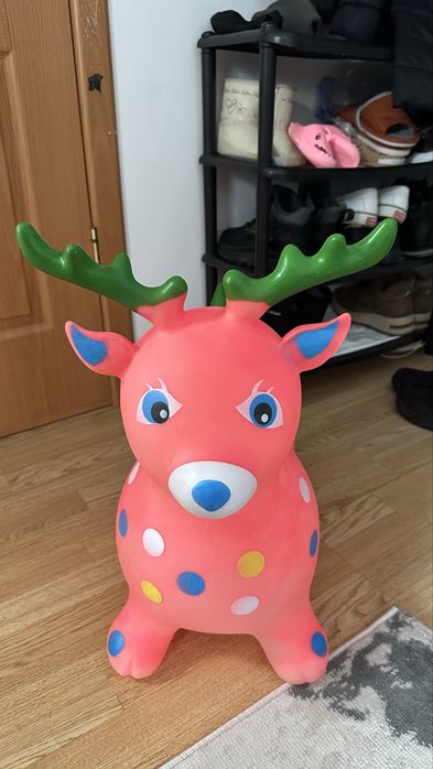 Резиновый олень