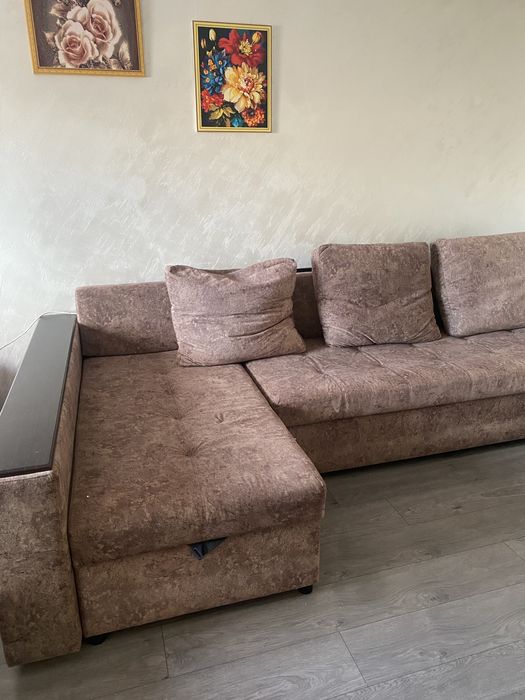 Продам угловой диван