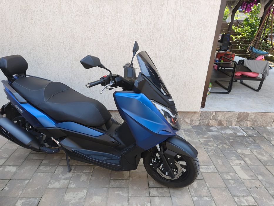 Maxi Scuter Mitt 125 GTS