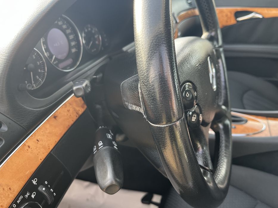 Мерцедес E200 компресор 152000 км