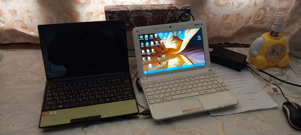 2 netbook kampiyutercha sotiladi bitasi ishlid 2chisi istana korsatish