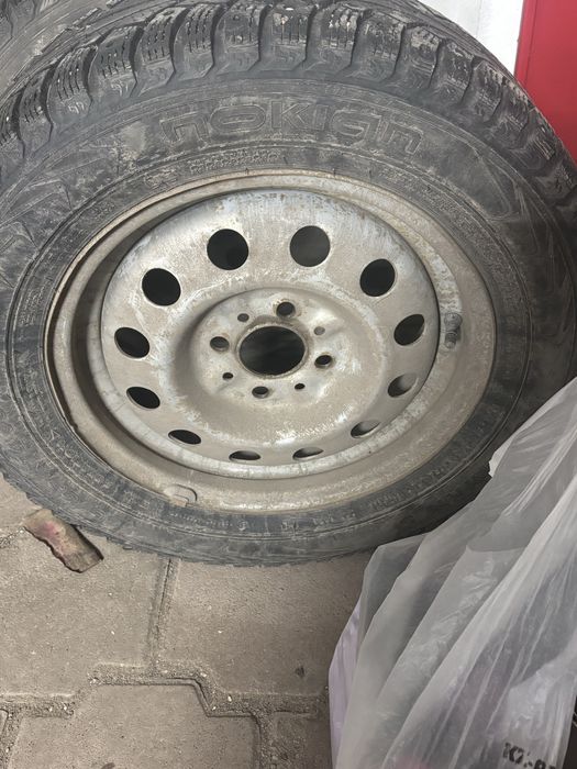 Резина с дисками