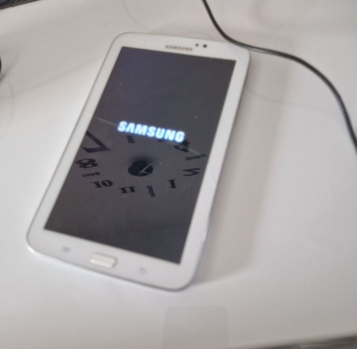 Tableta Samsung Galaxy Tab 3 fisurata