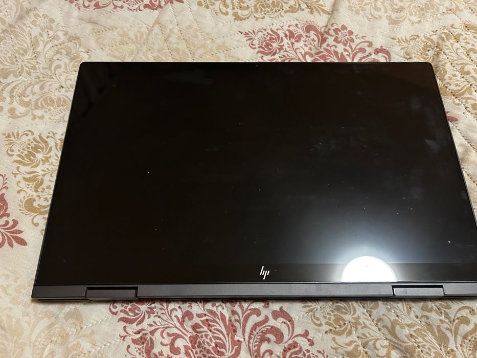 Лаптоп HP x360 перфектен