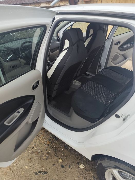 Електрическо Рено зое 2016год.