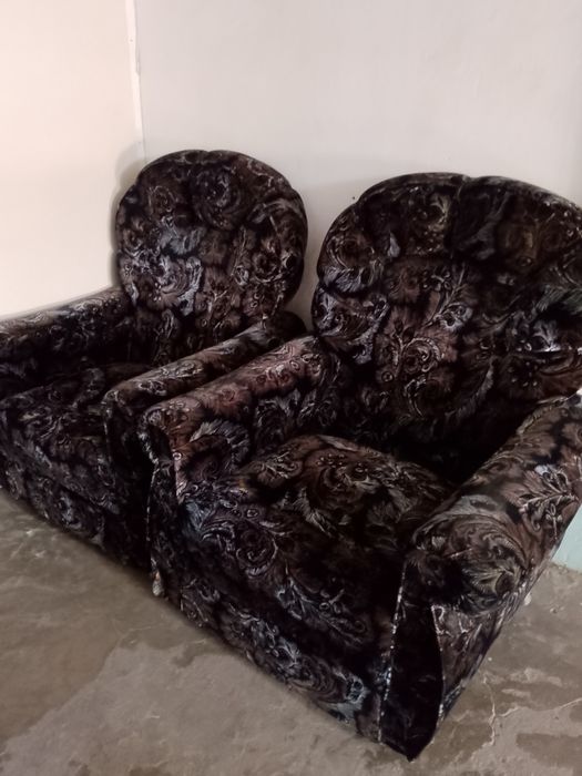 2шт Кресло сатылады