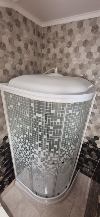 Продам душевую кабину