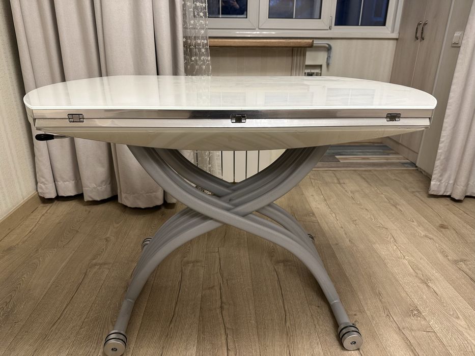 Продам круглый стол (раскладной)