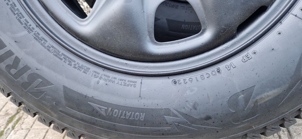Джанти с гуми за Toyota Hilux 205/80R 16  2012г 6x139.7