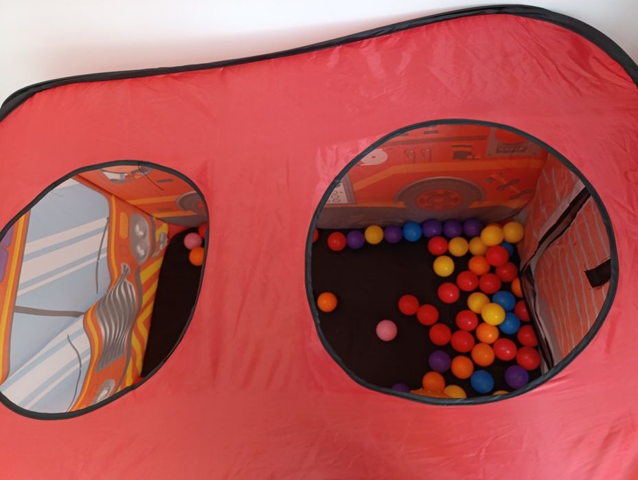 Игрушка домик в виде пожарной машины