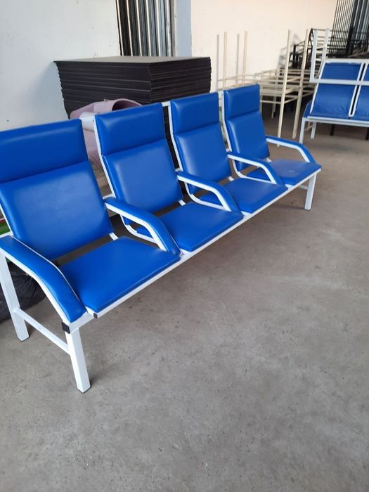 Turon stullar va uch oʻrindiqli stullar