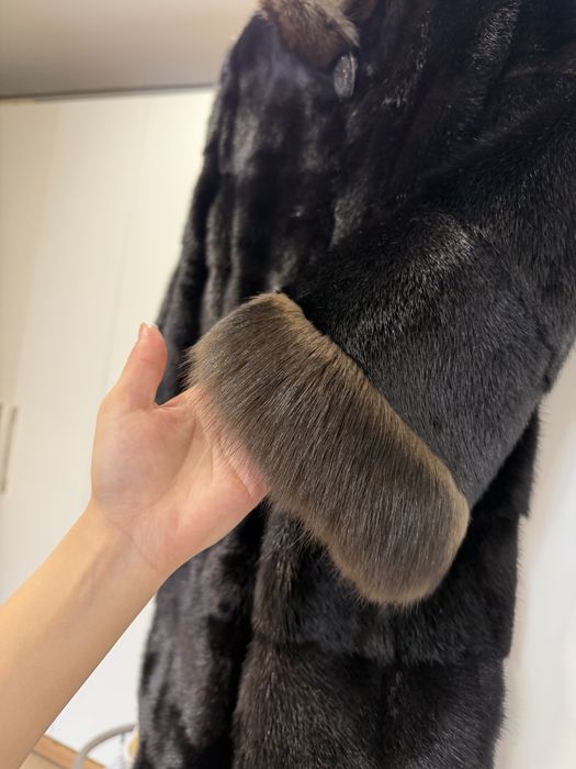 Продам 2 шубы срочно