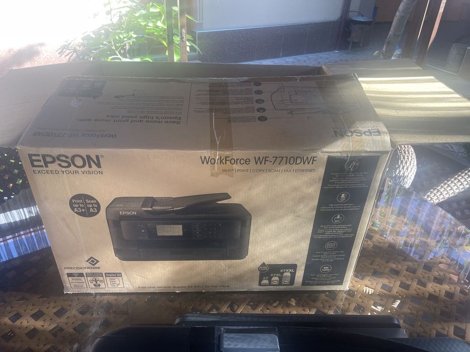 Продам малоиспользенный цветной принтер!! Epson WF7710DWF A3+ формате