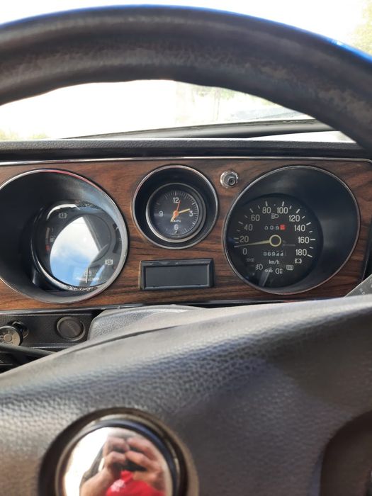 Продаю автомобиль волга