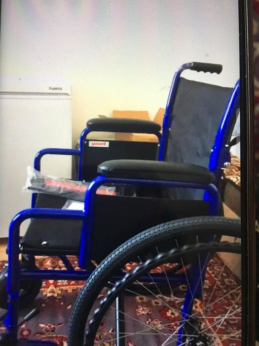 Коляска инвалидная