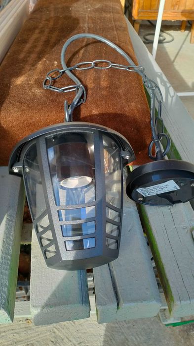 Продавам  градинска фенер