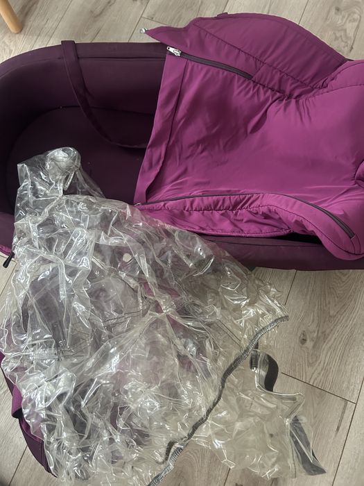 Продам Коляска универсальная 2 в 1 Stokke