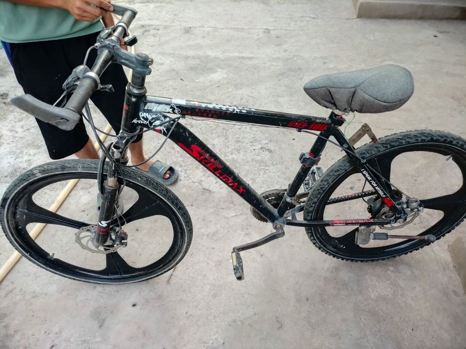 Velosiped SKIILMAX  26 sotiladi.