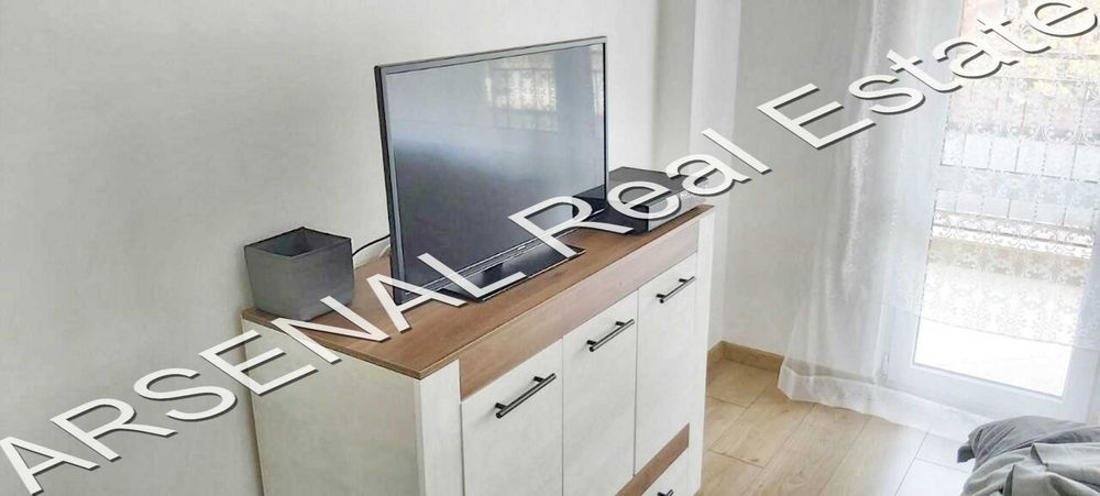 Дава се под наем Двустаен апартамент в София, Център - 82 кв.м за 750 € - Снимка #2