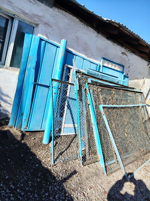 Сетычный забор угольники