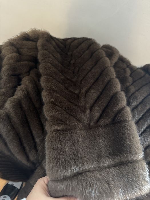 Продам эко шубу под соболь