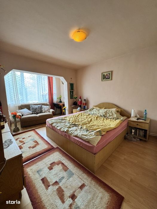 Apartament 4 camere, 80 mp, zona Central