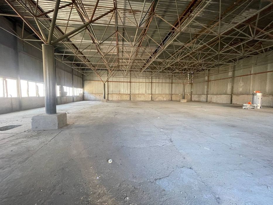 Склад хам офис арендаға бериледи, ислеп шығарыуға қолайлы 380 ток бар.