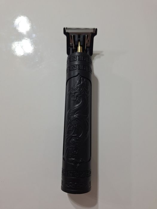 Aparat de tuns parul și barba NOU