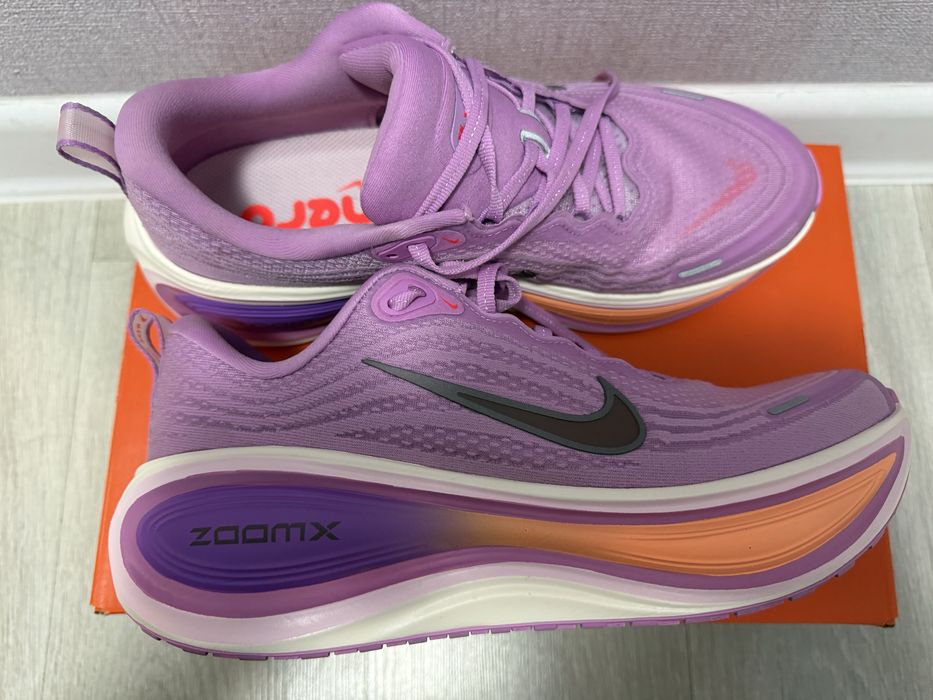 Кроссовки Nike vomero plus