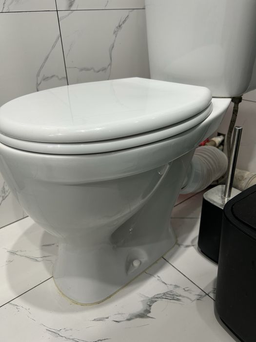 Продается унитаз