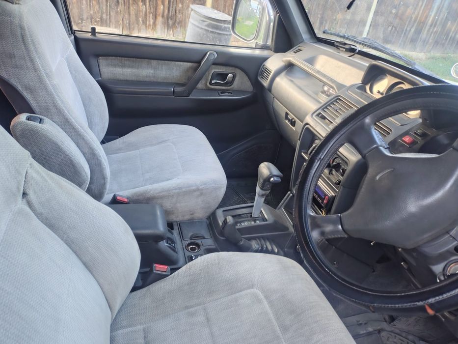 Продам mitsubishi Pajero