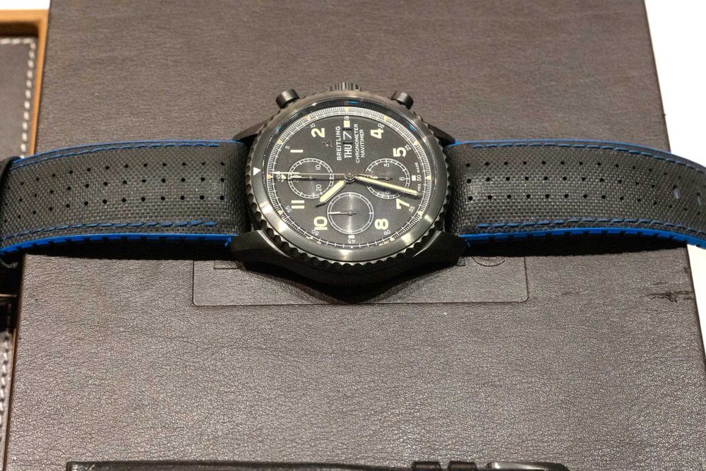 Breitling Navitimer 8 Chronograph Black Steel Модел: M13314101B1X1
